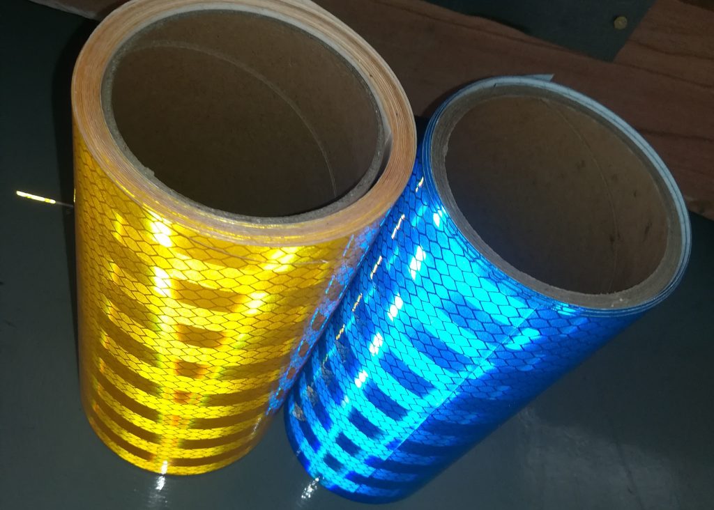 Reflective Vinyl Diamond - 370mic